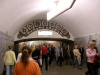 Размещение рекламы в метро – наружная реклама в метро и в вагонах метрополитена